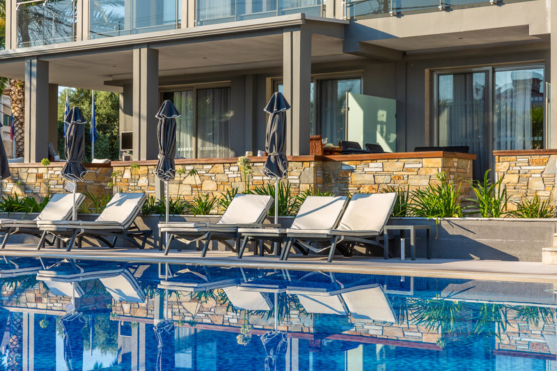 Dionysos Hotel & Suites 9