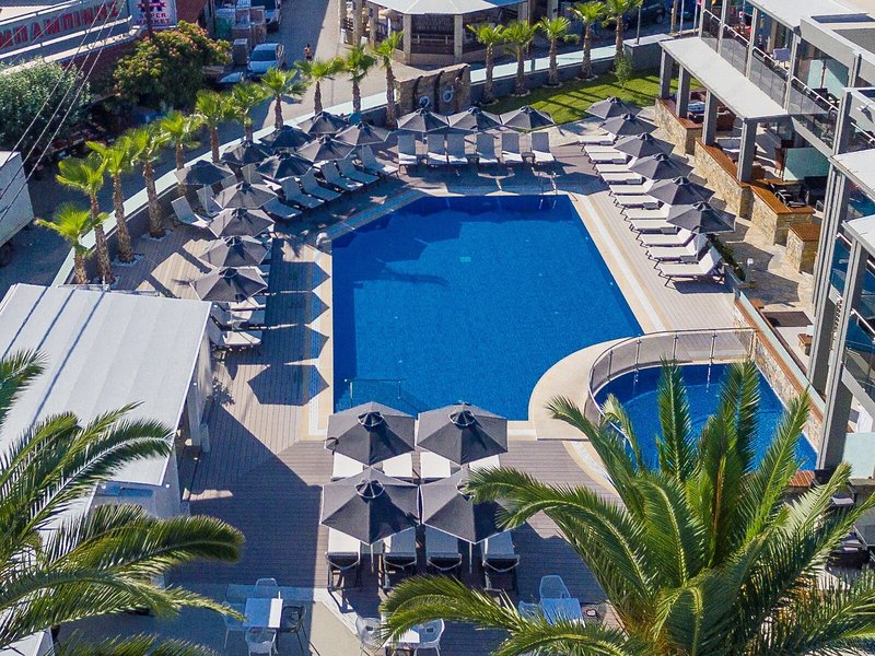 Dionysos Hotel & Apartments 7