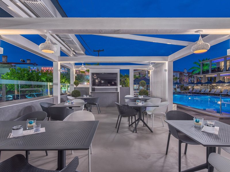 Dionysos Hotel & Apartments 21