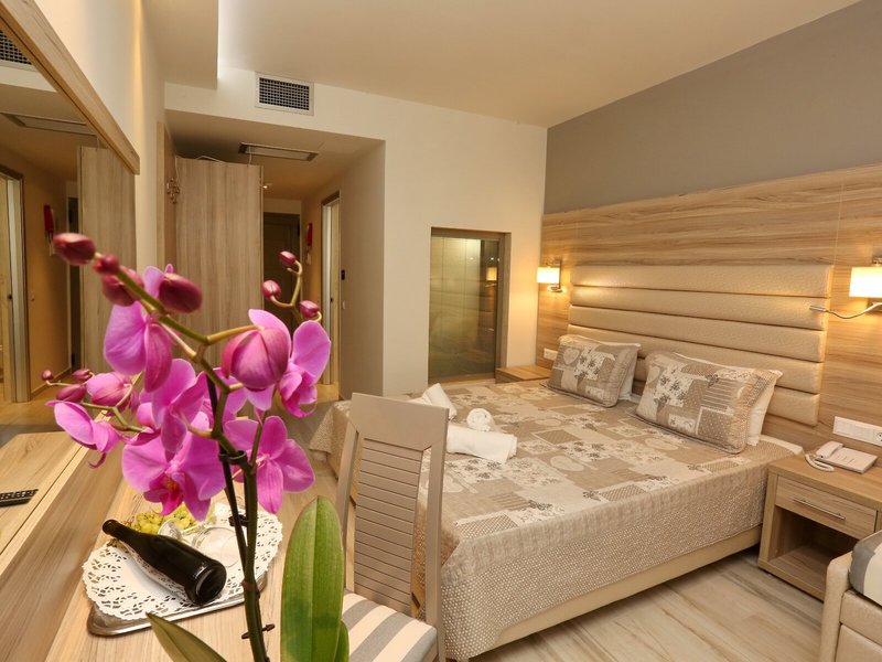 Dionysos Hotel & Apartments 37