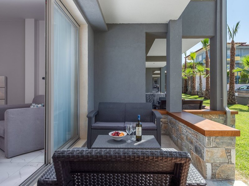 Dionysos Hotel & Apartments 40