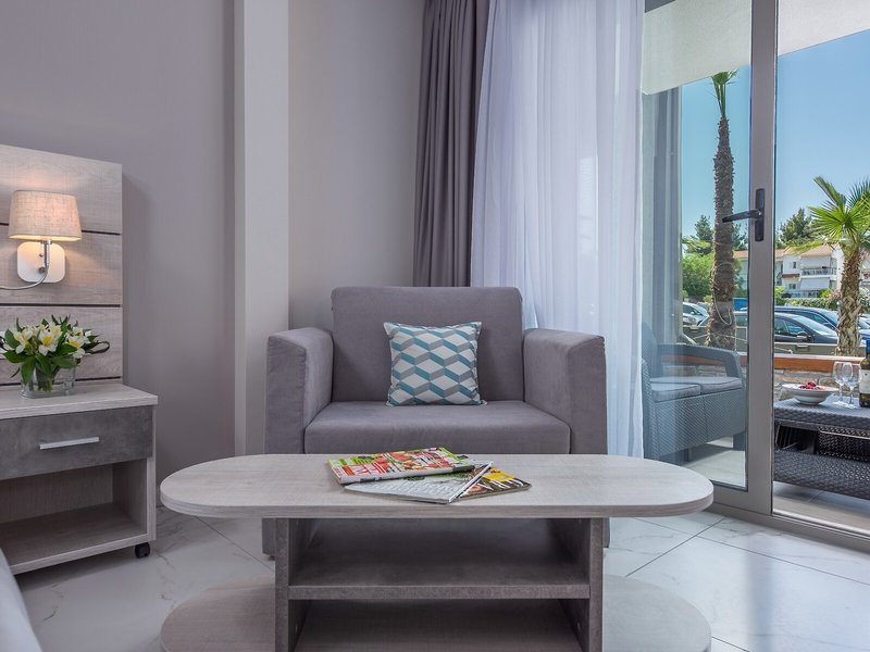 Dionysos Hotel & Apartments 41