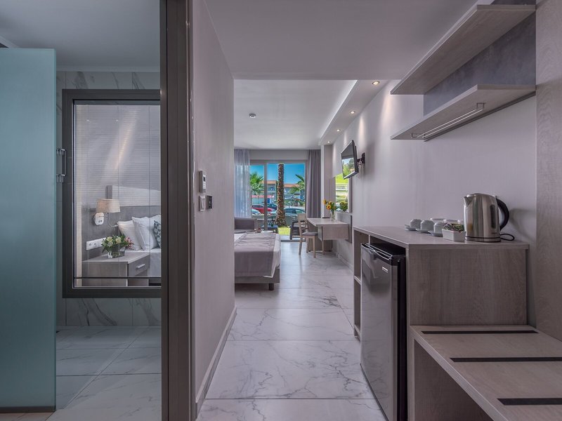 Dionysos Hotel & Apartments 43