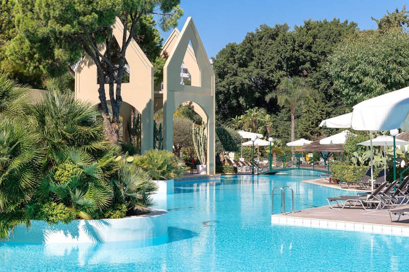 Dionysos Hotel 3