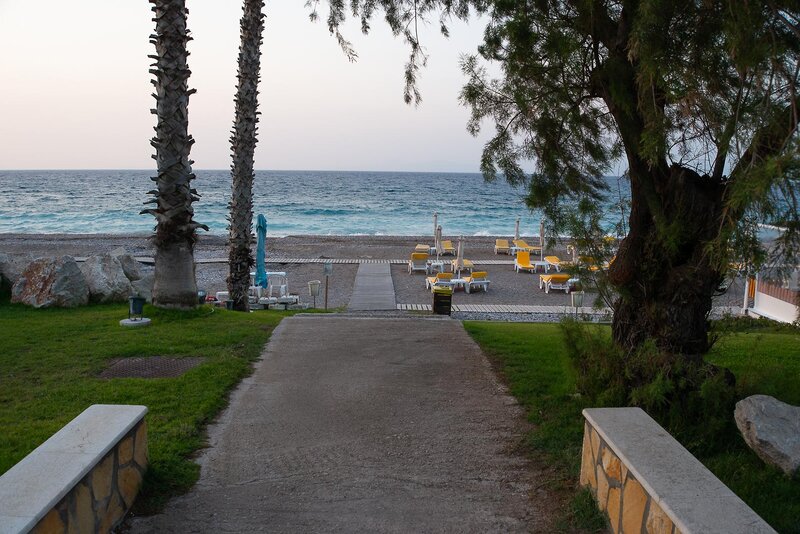 Dionysos Hotel 28