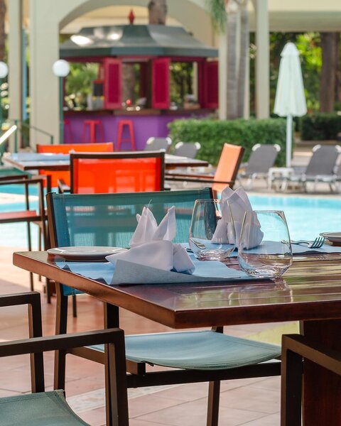 Dionysos Hotel 32