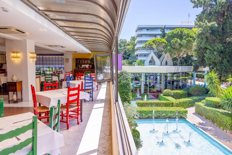 Dionysos Hotel 51