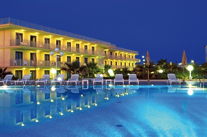 Dioscuri Bay Palace 2