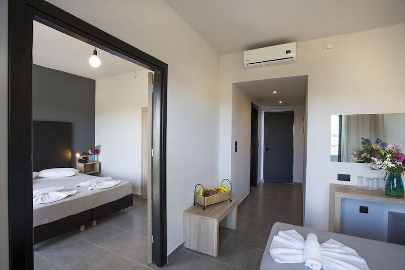 Evita Mare Hotel 11