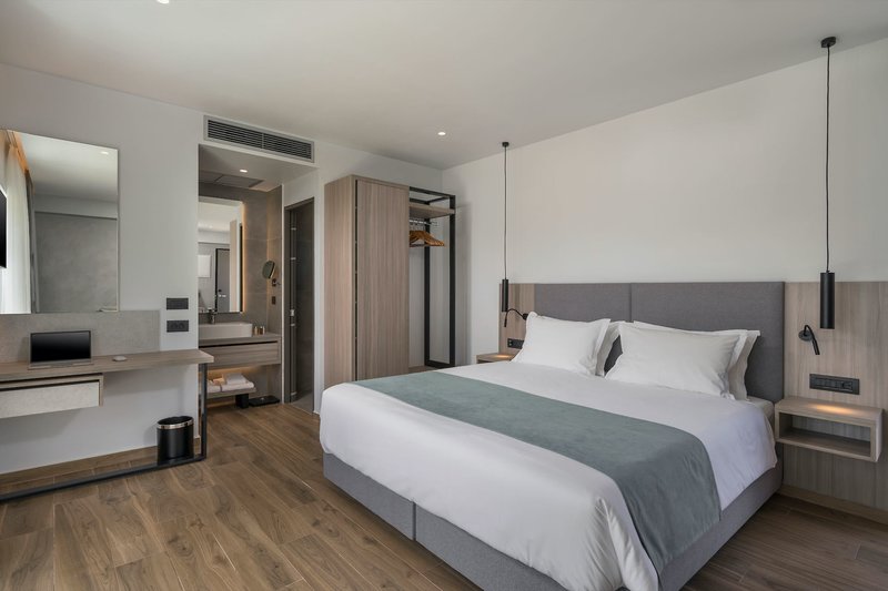 Myrion Beach Resort & Spa 3
