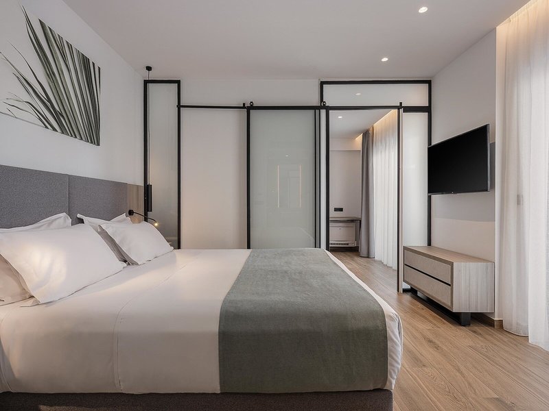 Myrion Beach Resort & Spa 37