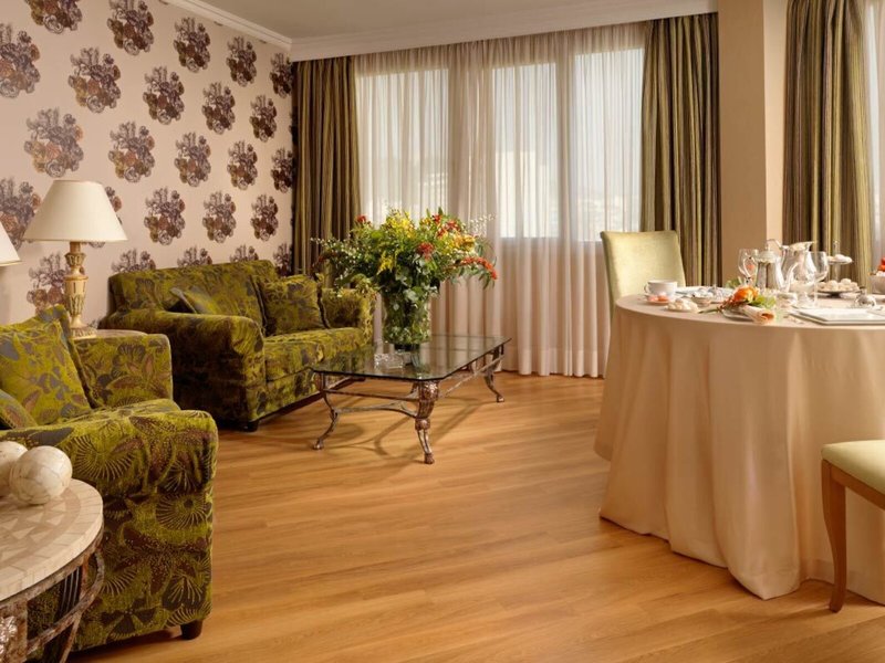 Divani Caravel 10