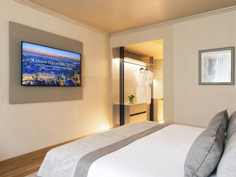 Divani Caravel 28