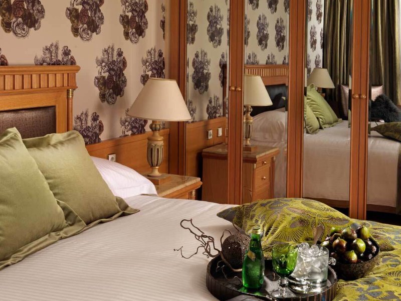 Divani Caravel 40