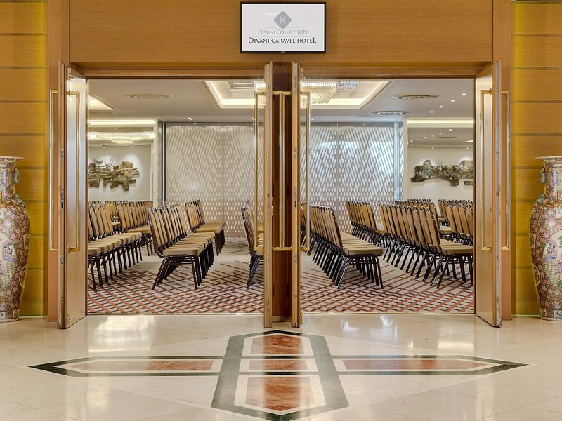 Divani Caravel 8