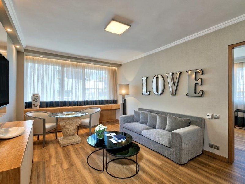 Divani Caravel 12