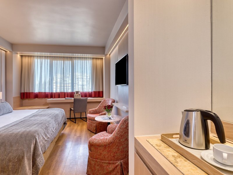 Divani Caravel 24