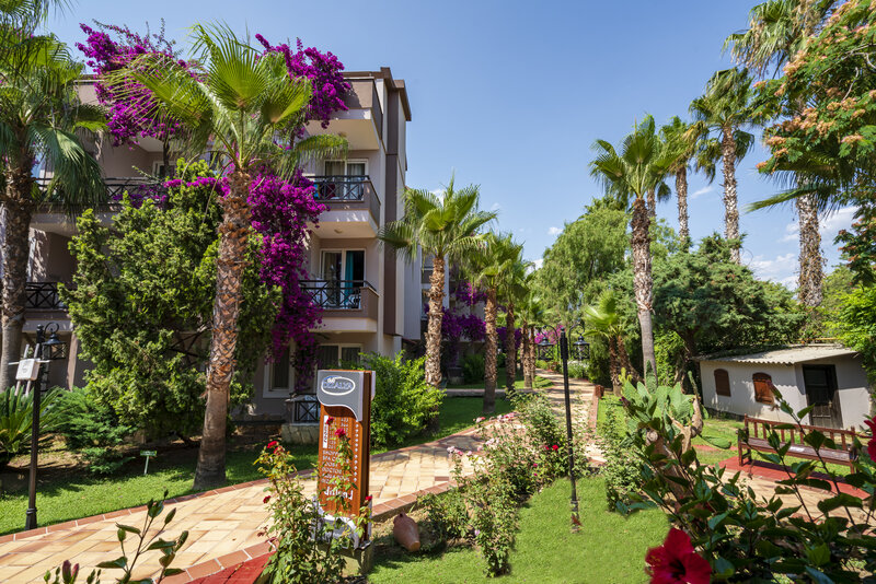 Club Dizalya 11
