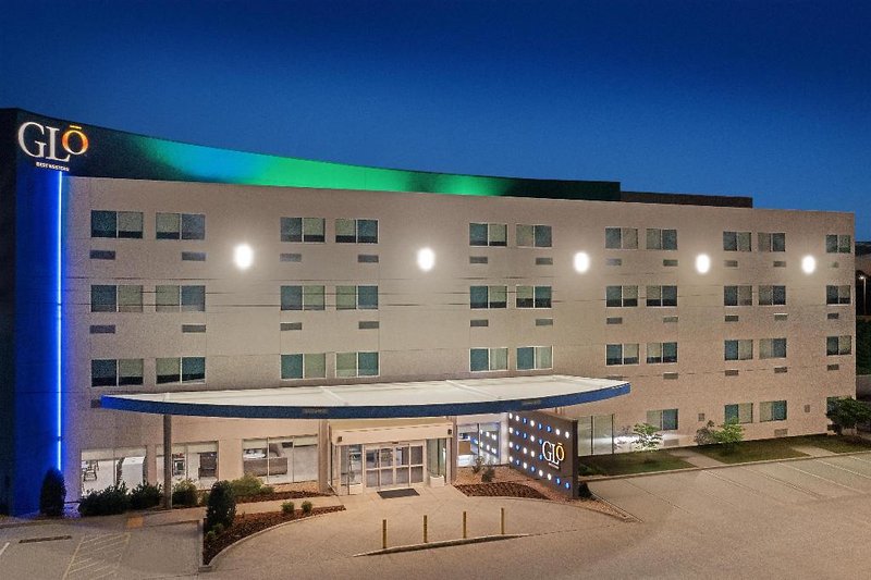 GLo Best Western Tulsa East Route 66