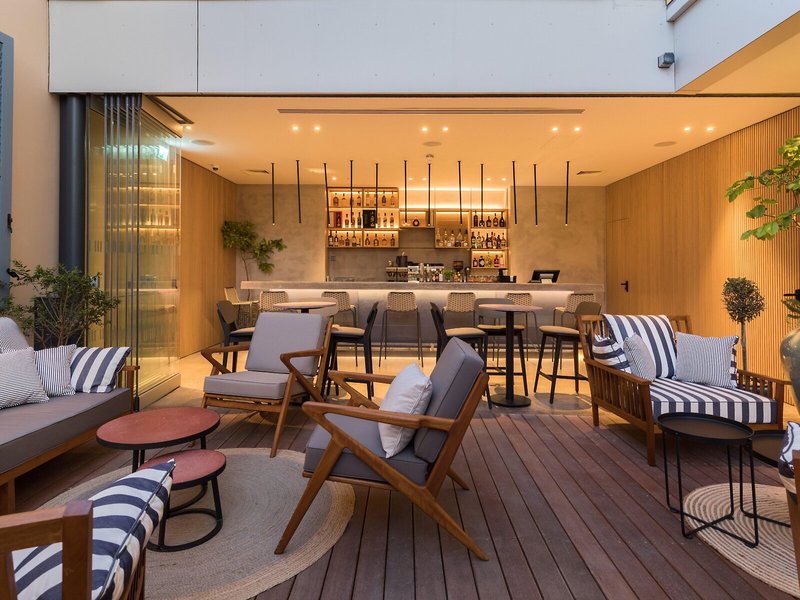 Hotel Indigo Larnaca 21 - Restaurant