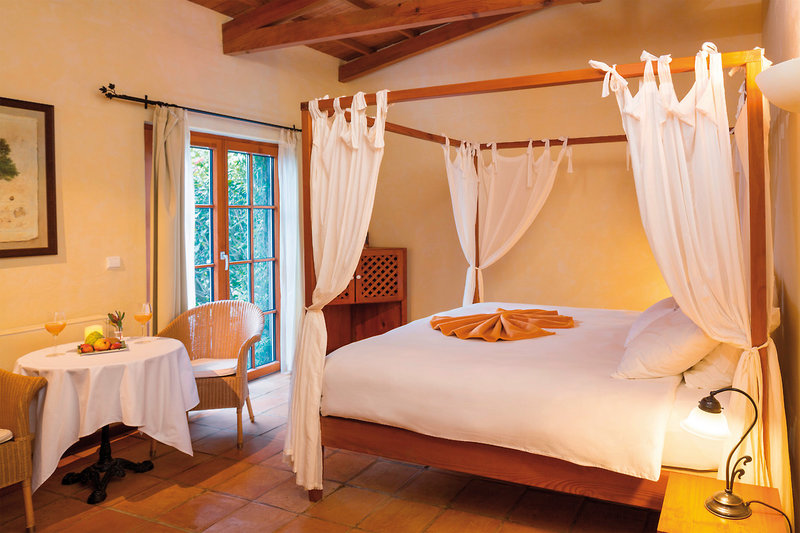 Hotel Atrio 6