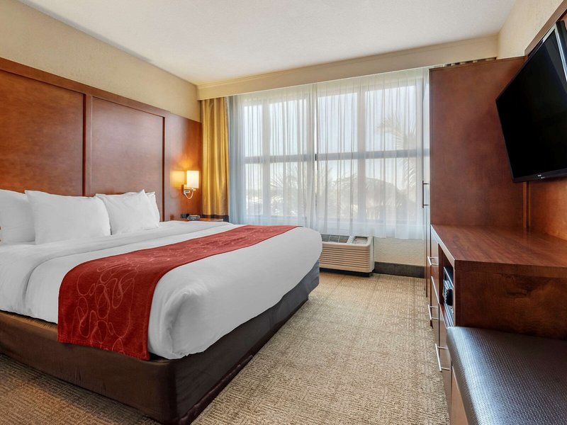 Comfort Suites Miami - Kendall 34