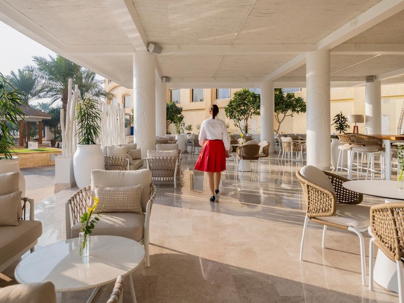InterContinental Doha Beach & Spa 8