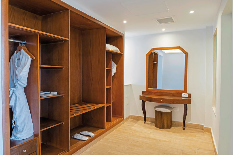 COOEE Akassia Diamond 28