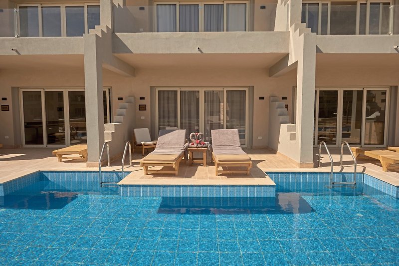 COOEE Akassia Diamond 37