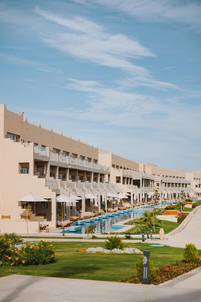 Diamond Beach by Pearl Resorts 36