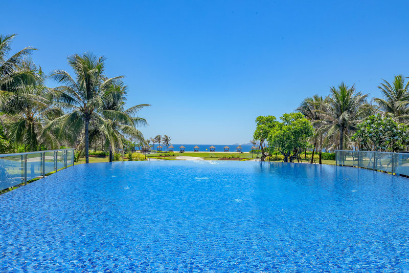 Wyndham Grand KN Paradise Cam Ranh 1