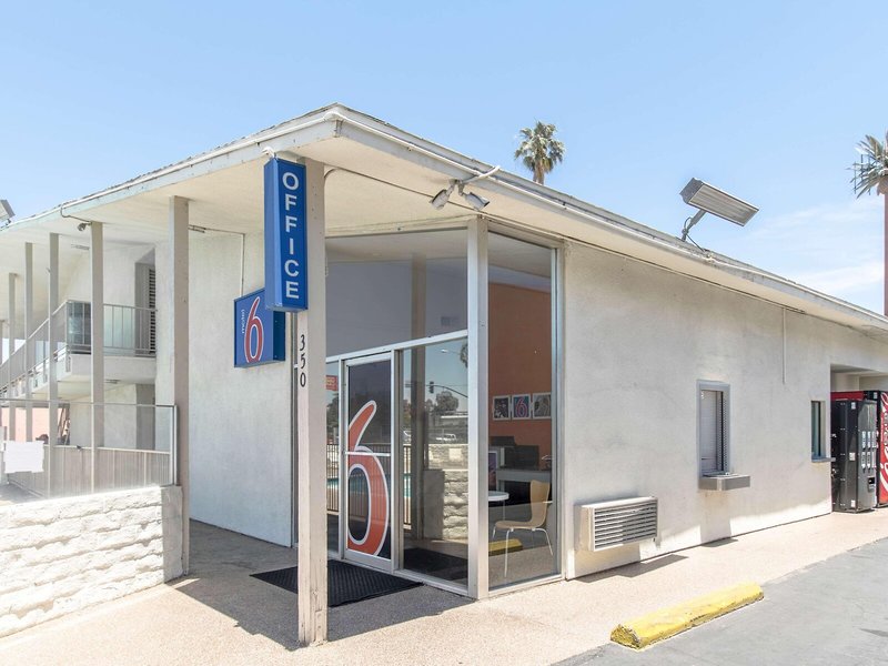 Motel 6 Bakersfield