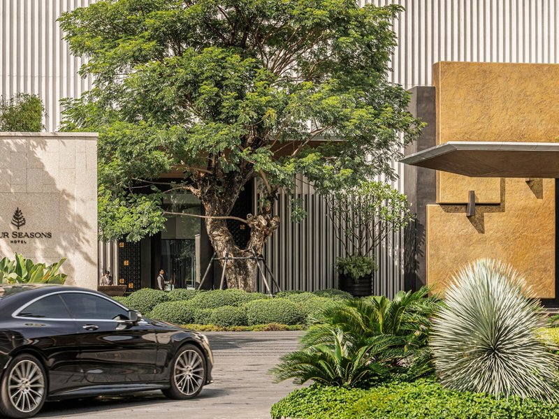 Four Seasons Hotel Bangkok at Chao Phraya River 2