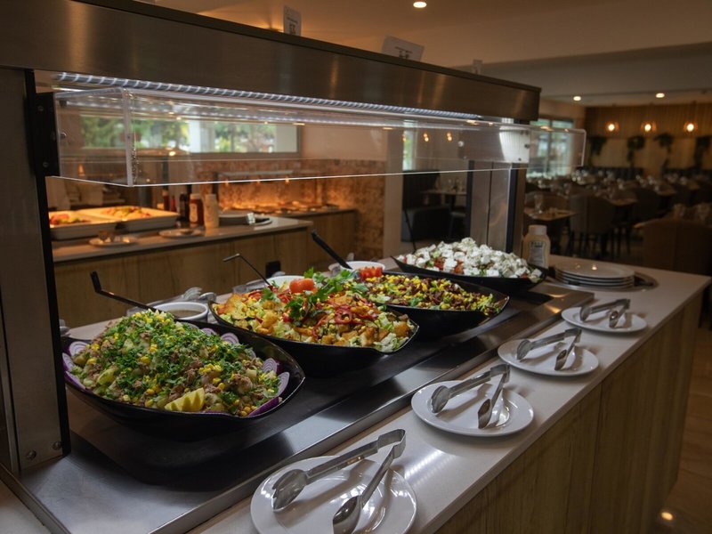 Bohemian Gardens Hotel 37