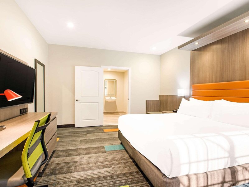 Rodeway Inn 16