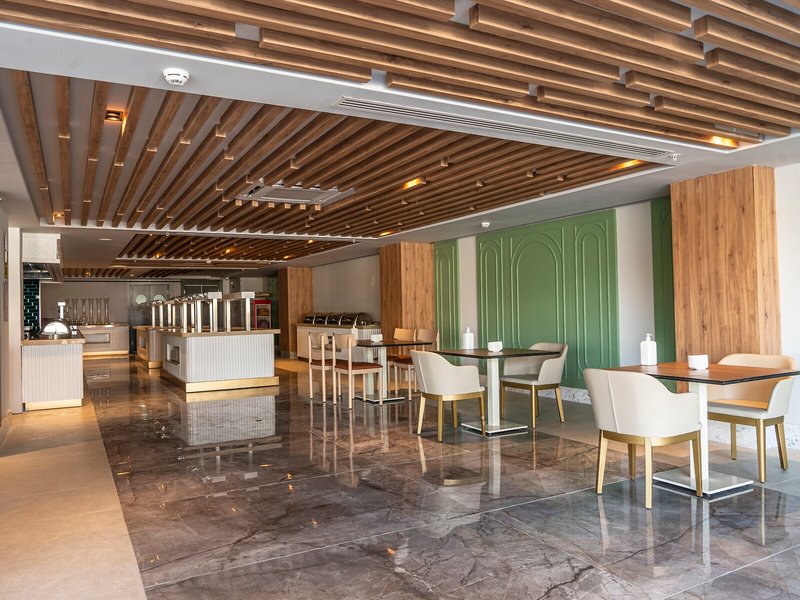 Side Square Hotel 12