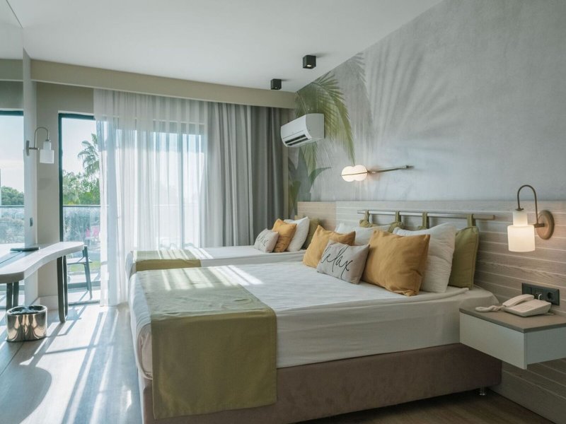 Side Square Hotel 29