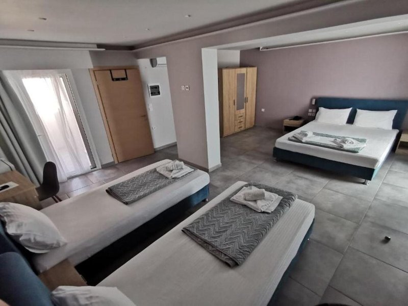 Scorpios View Hotel 10