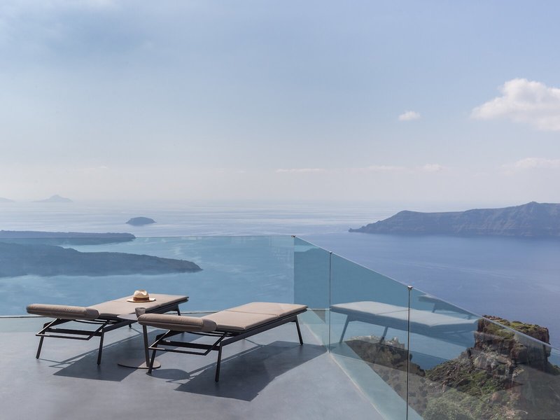 Kivotos Santorini 4