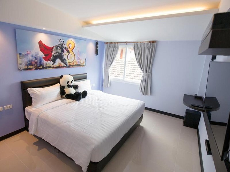 Lucky Panda Hotel 22