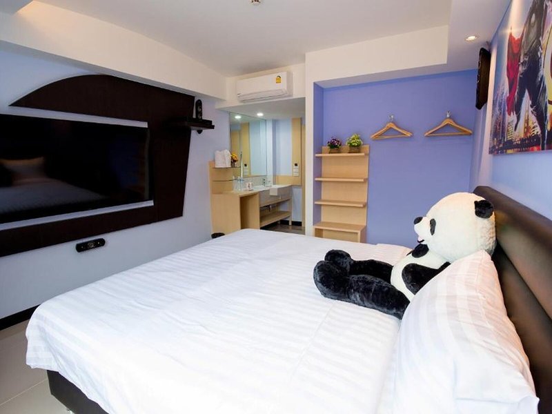 Lucky Panda Hotel 26