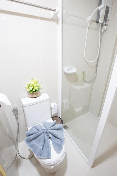 Lucky Panda Hotel 29