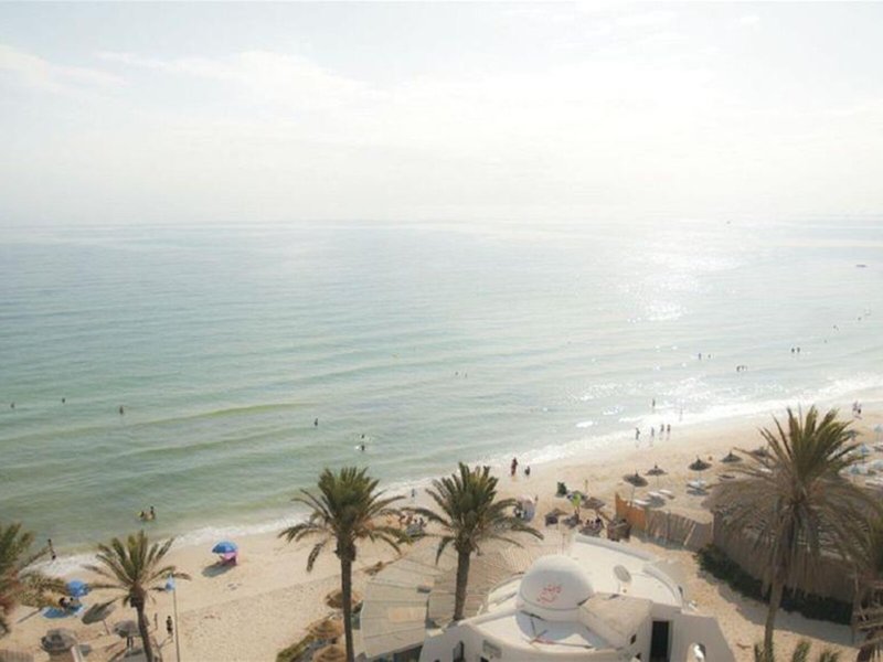 Dreams Beach 7