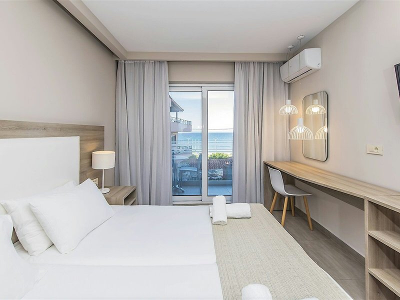 Porto Planos Beach Hotel 22
