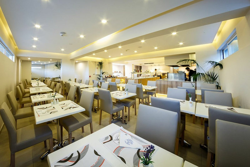 Porto Planos Beach Hotel 5