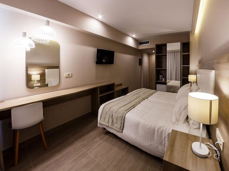 Porto Planos Beach Hotel 9