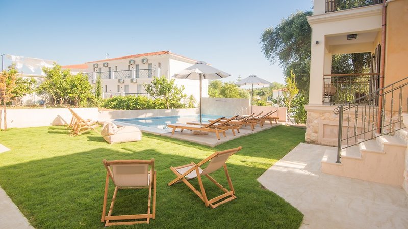 Perla Luxury Living 3 - Garden