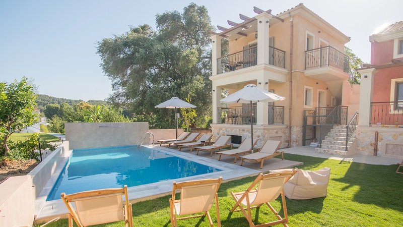 Perla Luxury Living 14 - Exterior