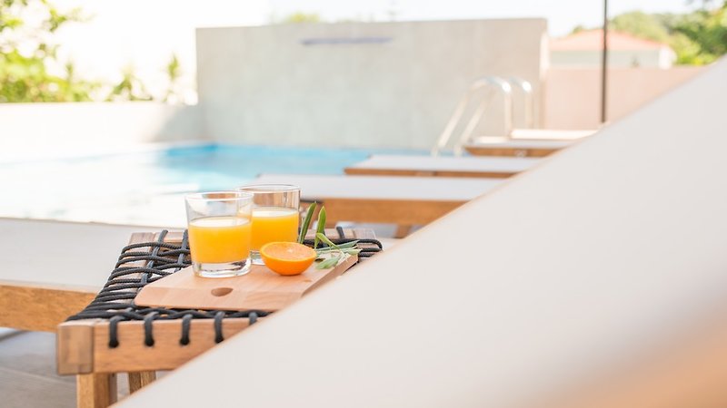 Perla Luxury Living 15 - Outdoor Pool