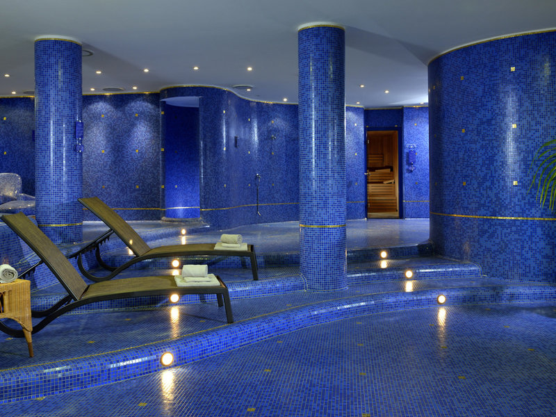 Du Lac et Du Parc Grand Resort 4